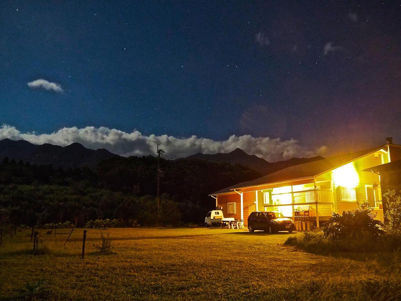 Cottage Orange House Yakushima Yakushima  Exterior photo